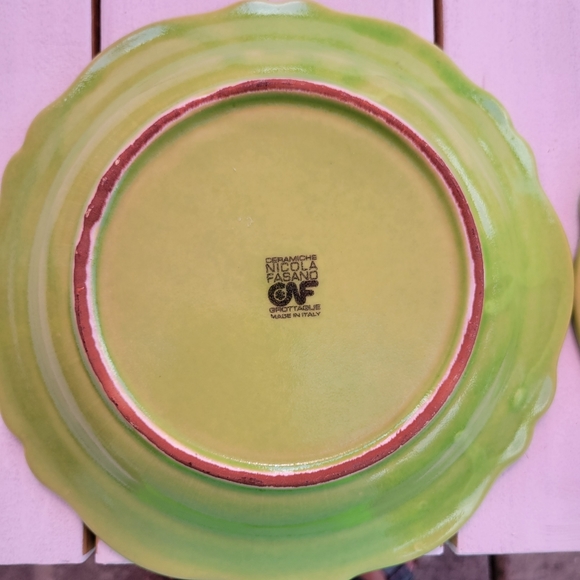 Nicola Fasano Italian Dishware ~ 2 Bowls ~ Chartreuse Green ~ Vintage (?) Pretty - Picture 9 of 16